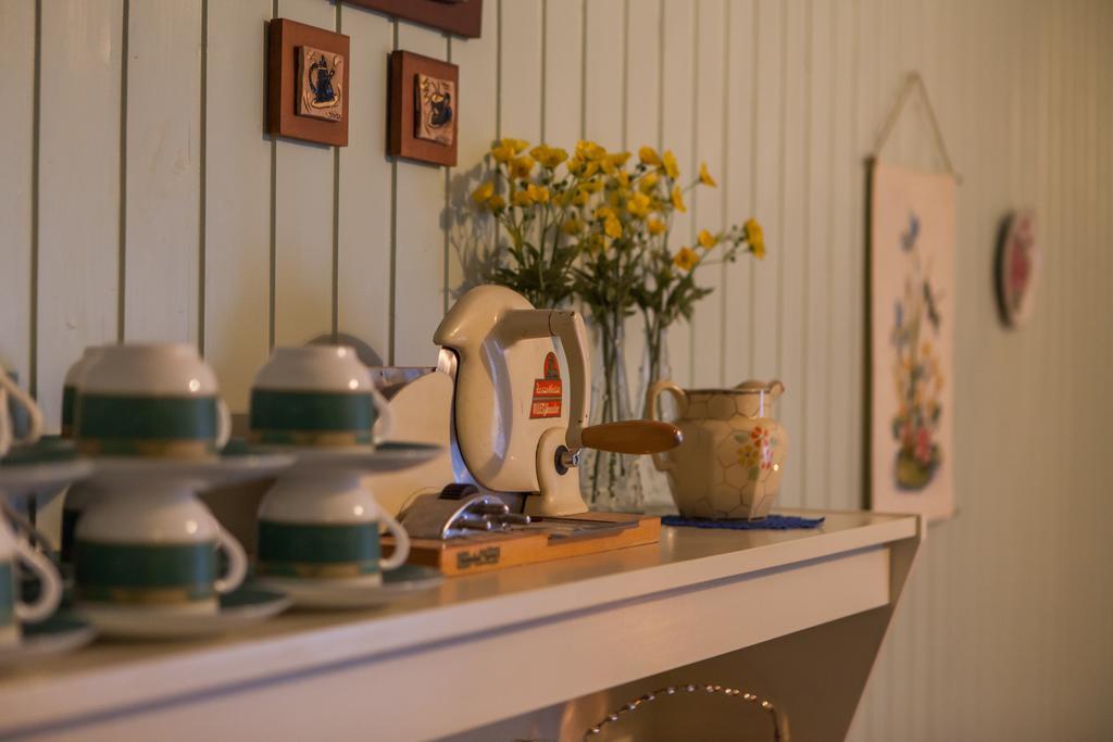 Guesthouse Ísafjördur - Gamla Ísafjörður Exteriör bild